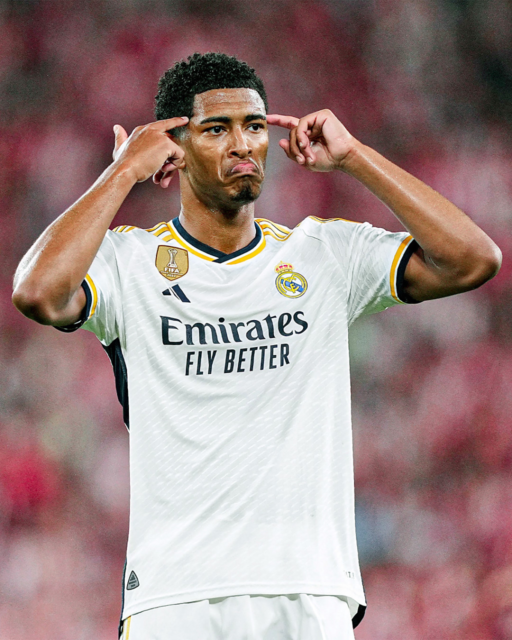 足球欧洲豪门中场爆发，连续三场送助攻（欧洲豪门中场状态火热，三场连送助攻）