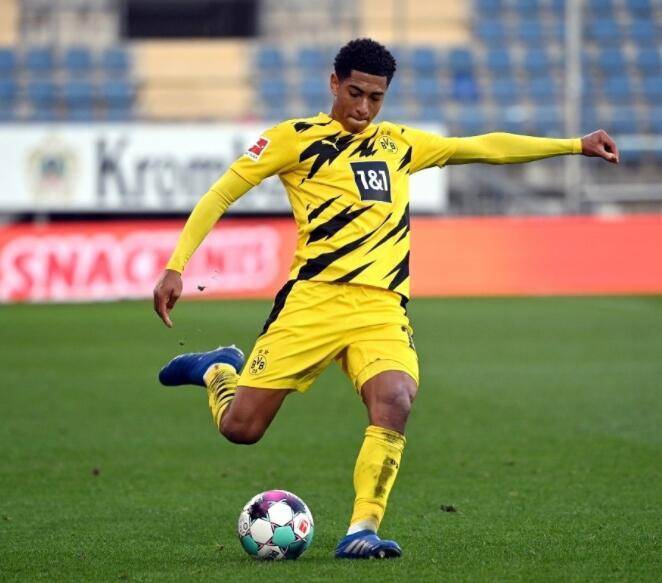 官方：匈牙利豪门费伦茨瓦罗斯与主帅罗比·基恩续约一年（官宣：匈牙利劲旅费伦茨瓦罗斯与主帅罗比·基恩续约一年）