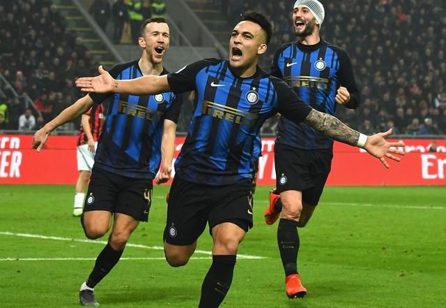 懂球帝12周年120大瞬间半决赛：梅西PK格策，武磊PK于大宝