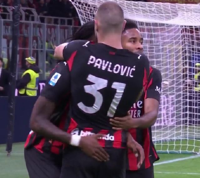 外线手感糟糕！鲍尔&米勒三分合计17投3中（外线低迷！鲍尔、米勒三分合计17投仅3中）