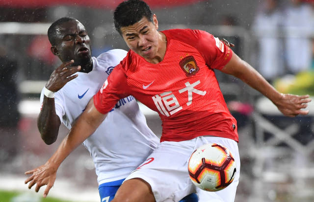 篮球篮网明星球员强调团结：我们是一支队伍（篮网核心强调团结：我们是一体）