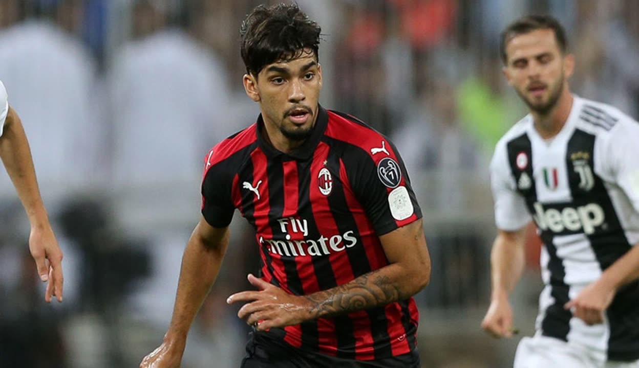 梅西亮相引发全球关注（梅西亮相掀起全球热议）