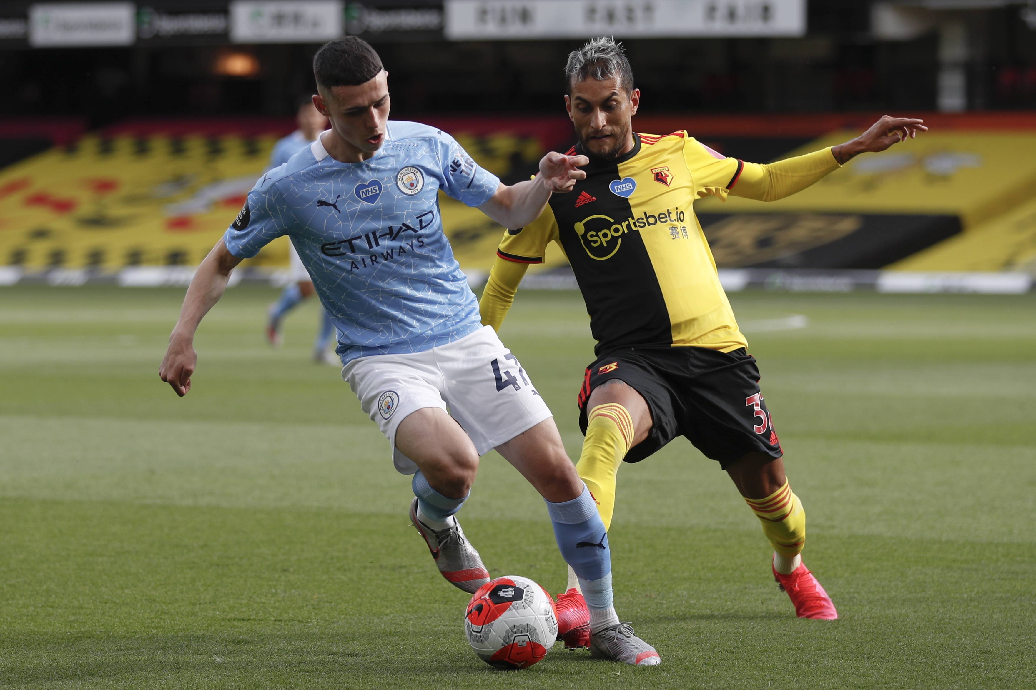 米体：弗拉霍维奇愿意留在尤文，但薪水始终是个问题（米体：弗拉霍维奇倾向留守尤文，薪资问题仍是关键障碍）