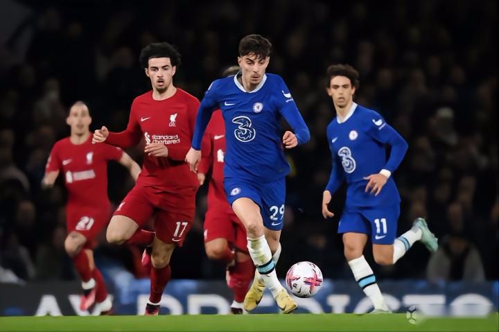 每体：德容未能参与赛前集中，能否出战本轮联赛成疑（每体：德容未随队参加赛前集合，出战本轮联赛存疑）