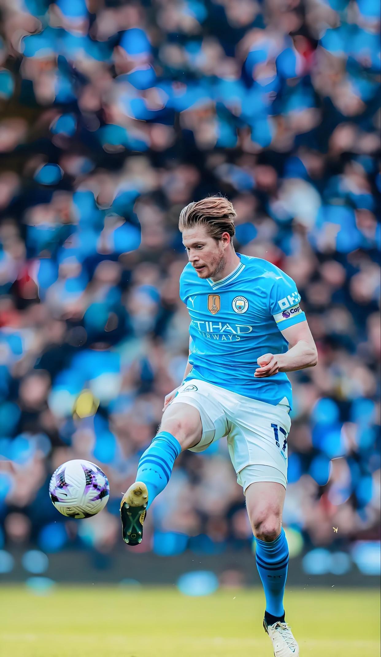 替补戴帽，凯恩当选斯图加特vs拜仁全场最佳球员