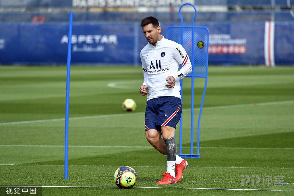 德泽尔比：拉比奥职业素养堪称典范，规则层面的因素使他离队